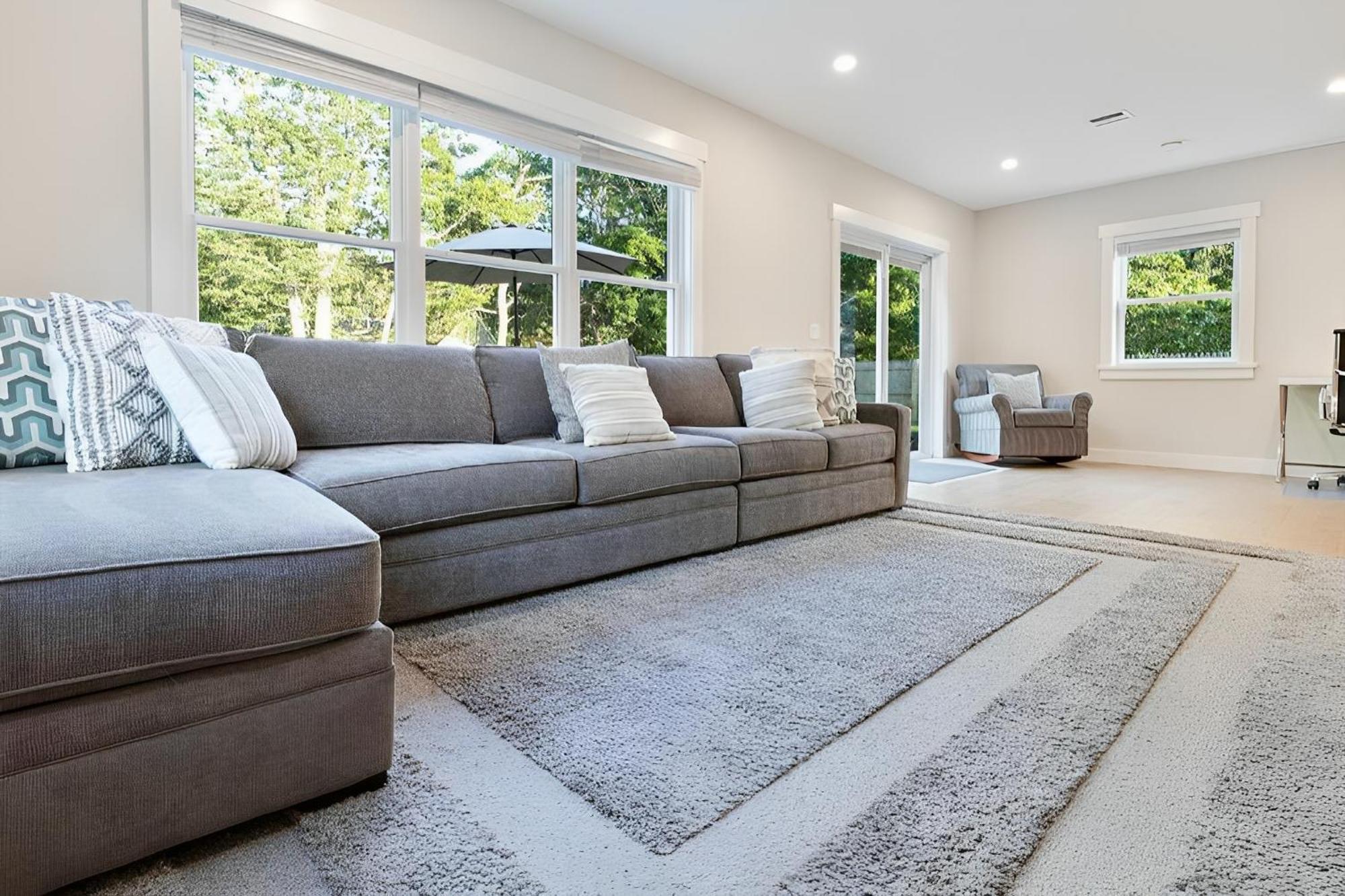 Renovated & Sophisticated Home Near Beach & Shops! บาร์นสเตเบิล ภายนอก รูปภาพ