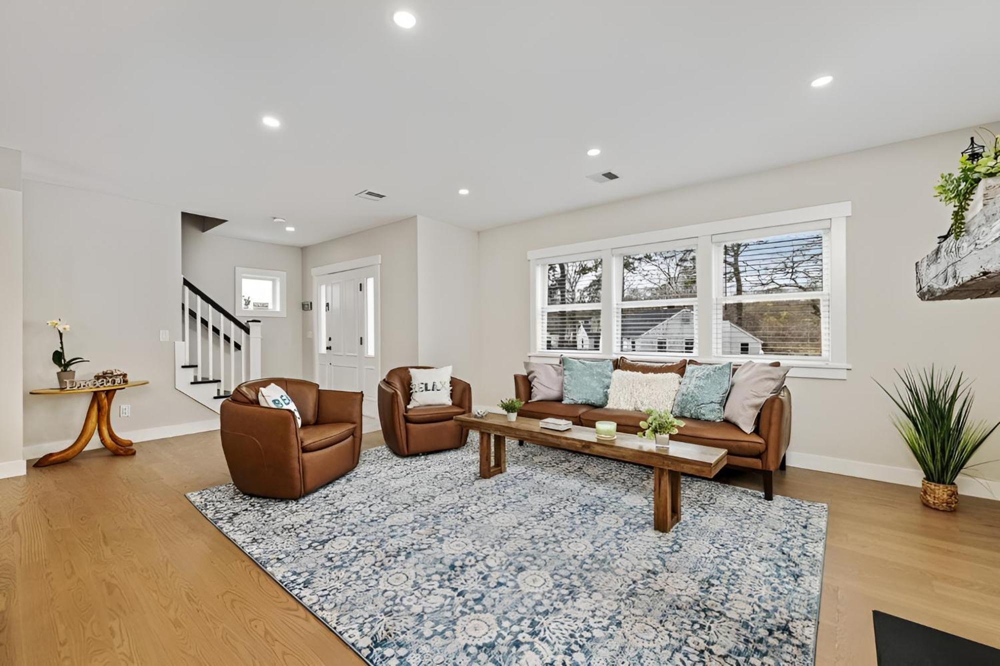 Renovated & Sophisticated Home Near Beach & Shops! บาร์นสเตเบิล ภายนอก รูปภาพ